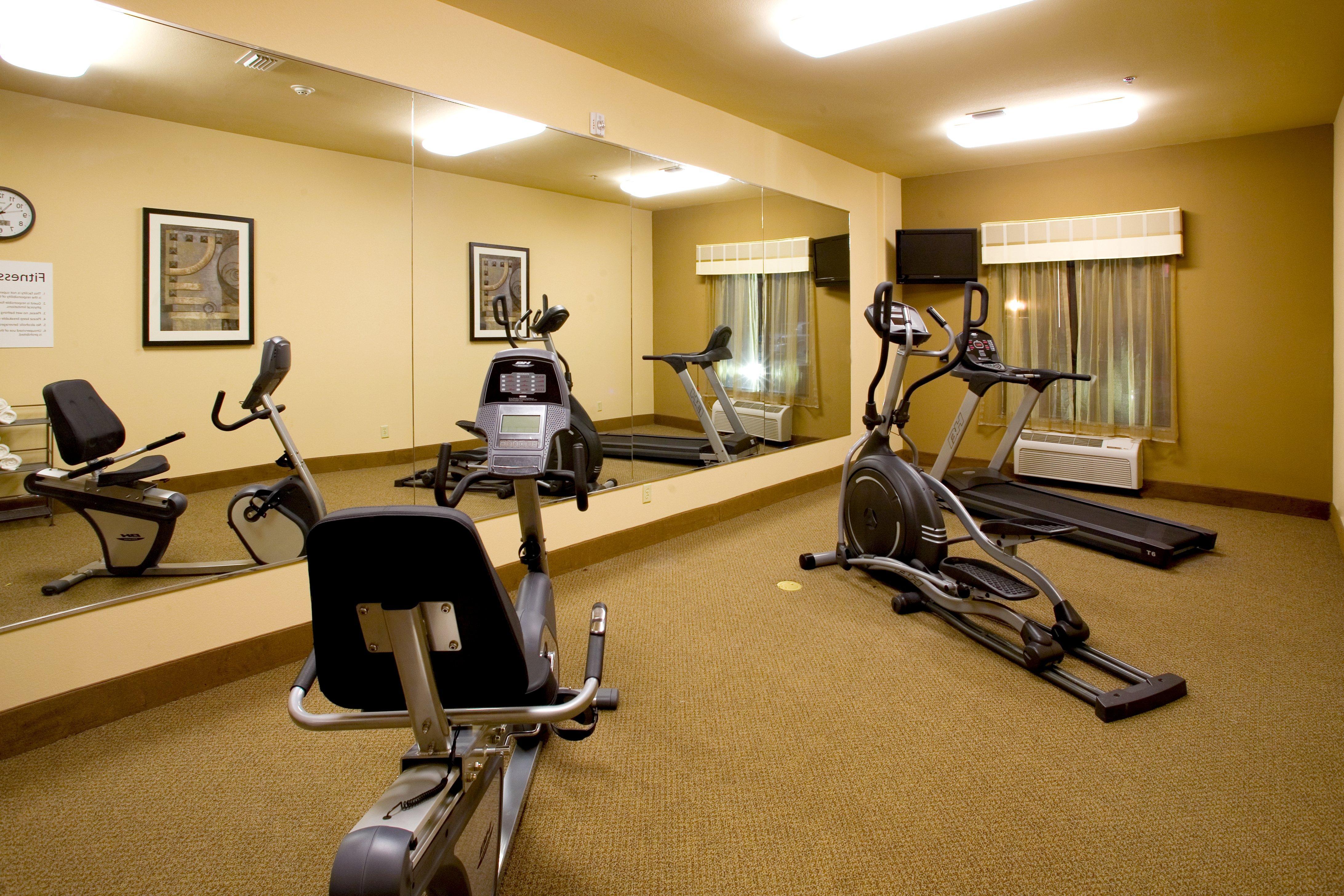 Holiday Inn Express And Suites Beeville By Ihg Buitenkant foto
