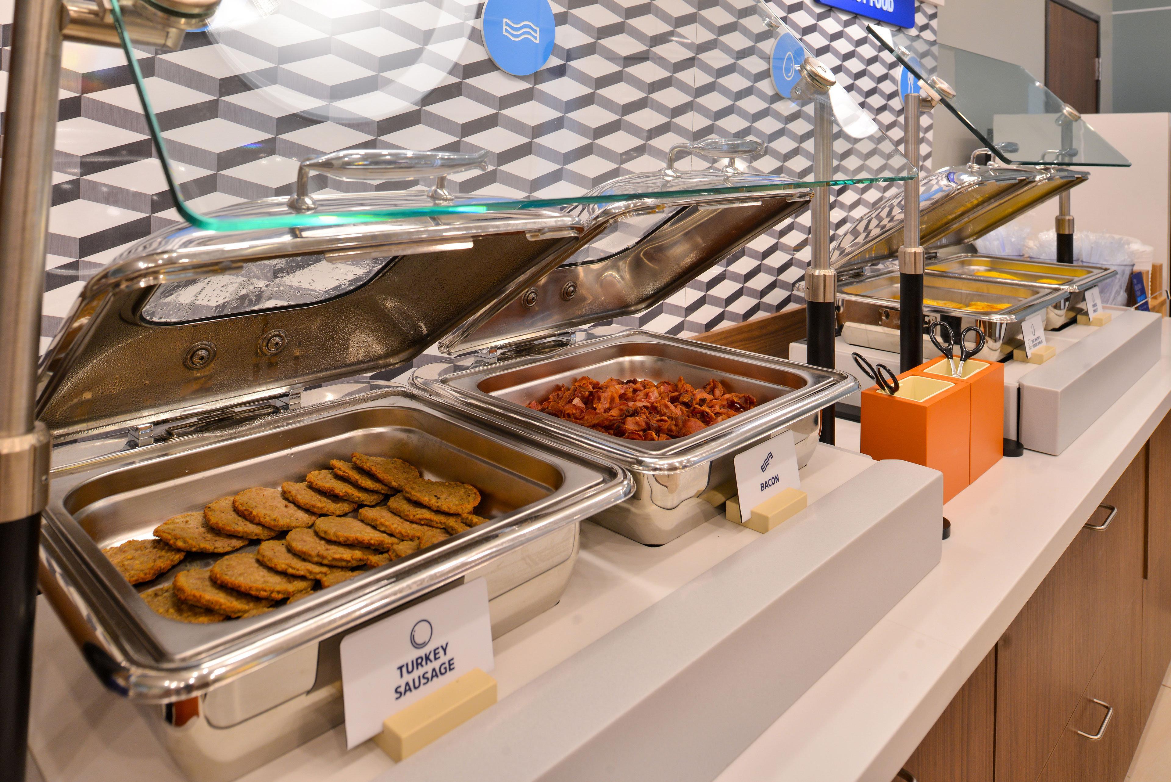 Holiday Inn Express And Suites Beeville By Ihg Buitenkant foto